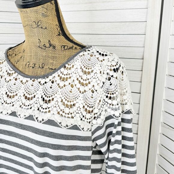 UMGEE Striped Crochet Lace Shoulder Tee Shirt Dress Gray Ivory Medium - Picture 5 of 11